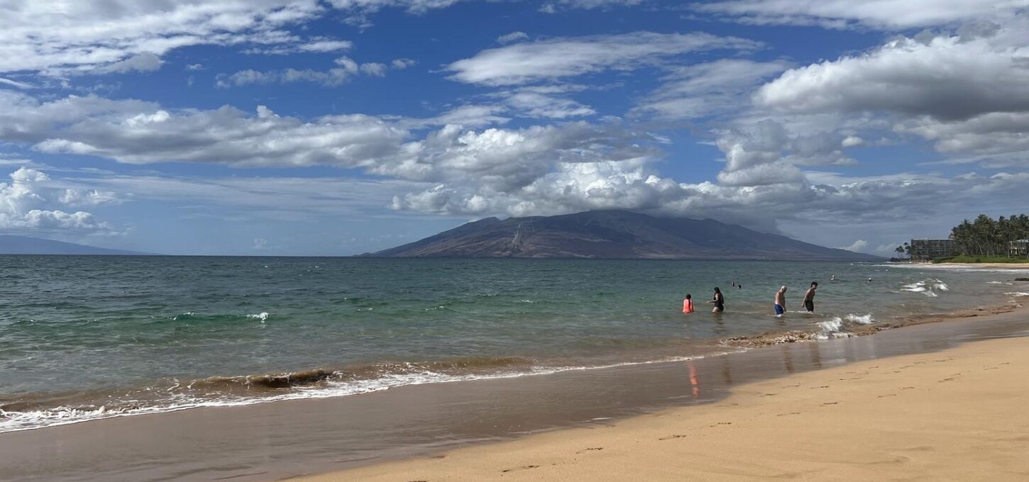 The best beach in Maui is a 2 min walk from the condo