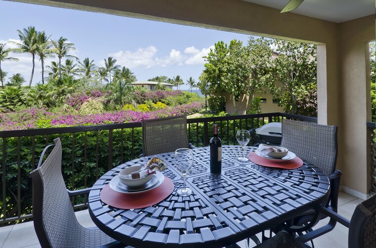 Ekahi 05B Ground Floor Listen to the Waves